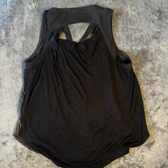 Rock & Republic Women XL Black Gold Metallic Snakeskin Zip Front Cutout Tank Top - Picture 6 of 6